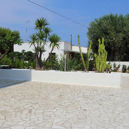 Villa Santo Stefano Монополи Экстерьер фото
