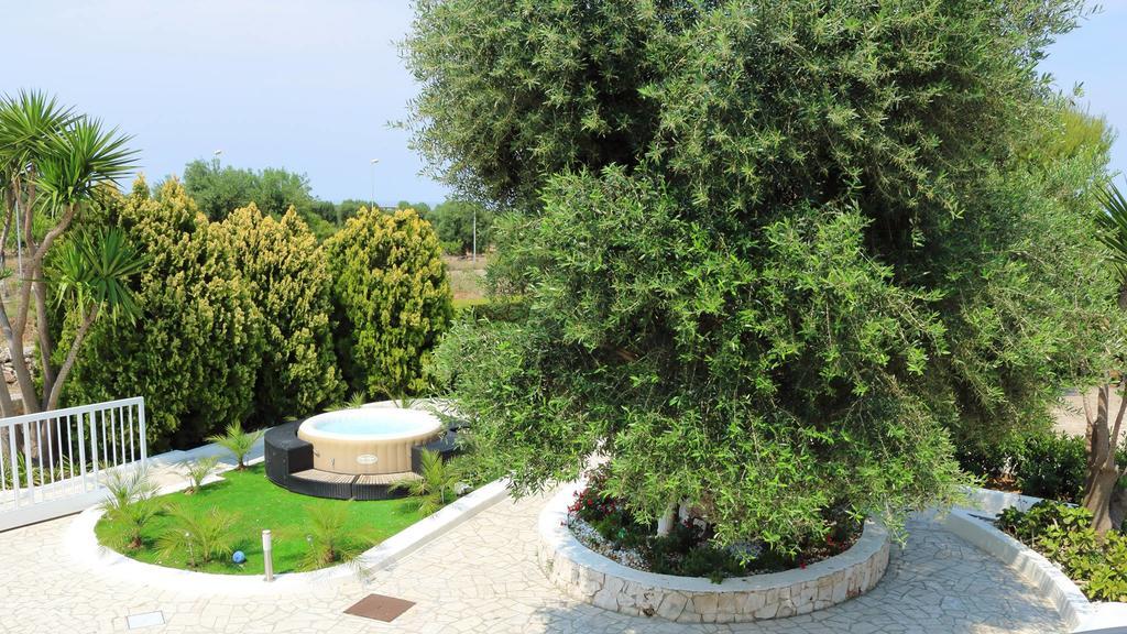 Villa Santo Stefano Монополи Экстерьер фото