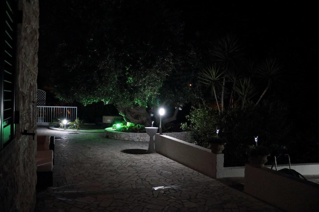 Villa Santo Stefano Монополи Экстерьер фото