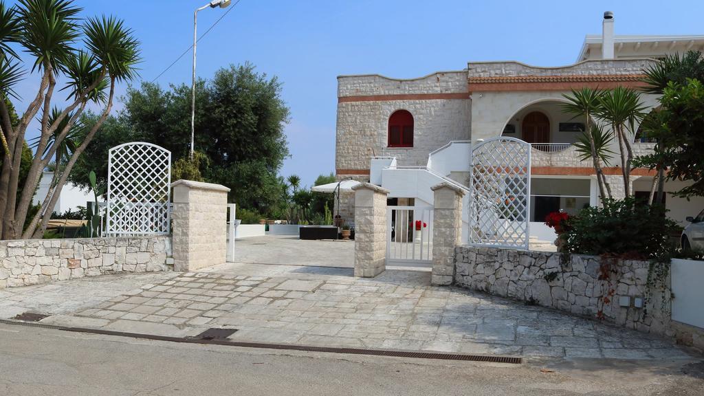 Villa Santo Stefano Монополи Экстерьер фото